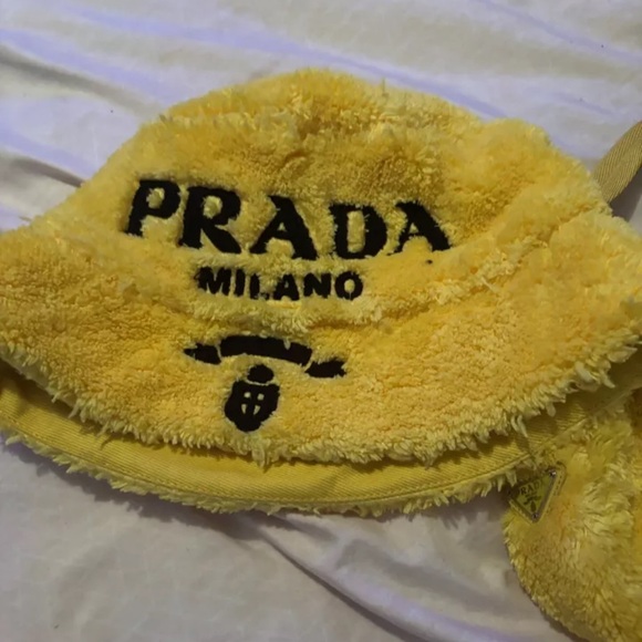 Terry cloth Prada hat - Picture 5 of 5